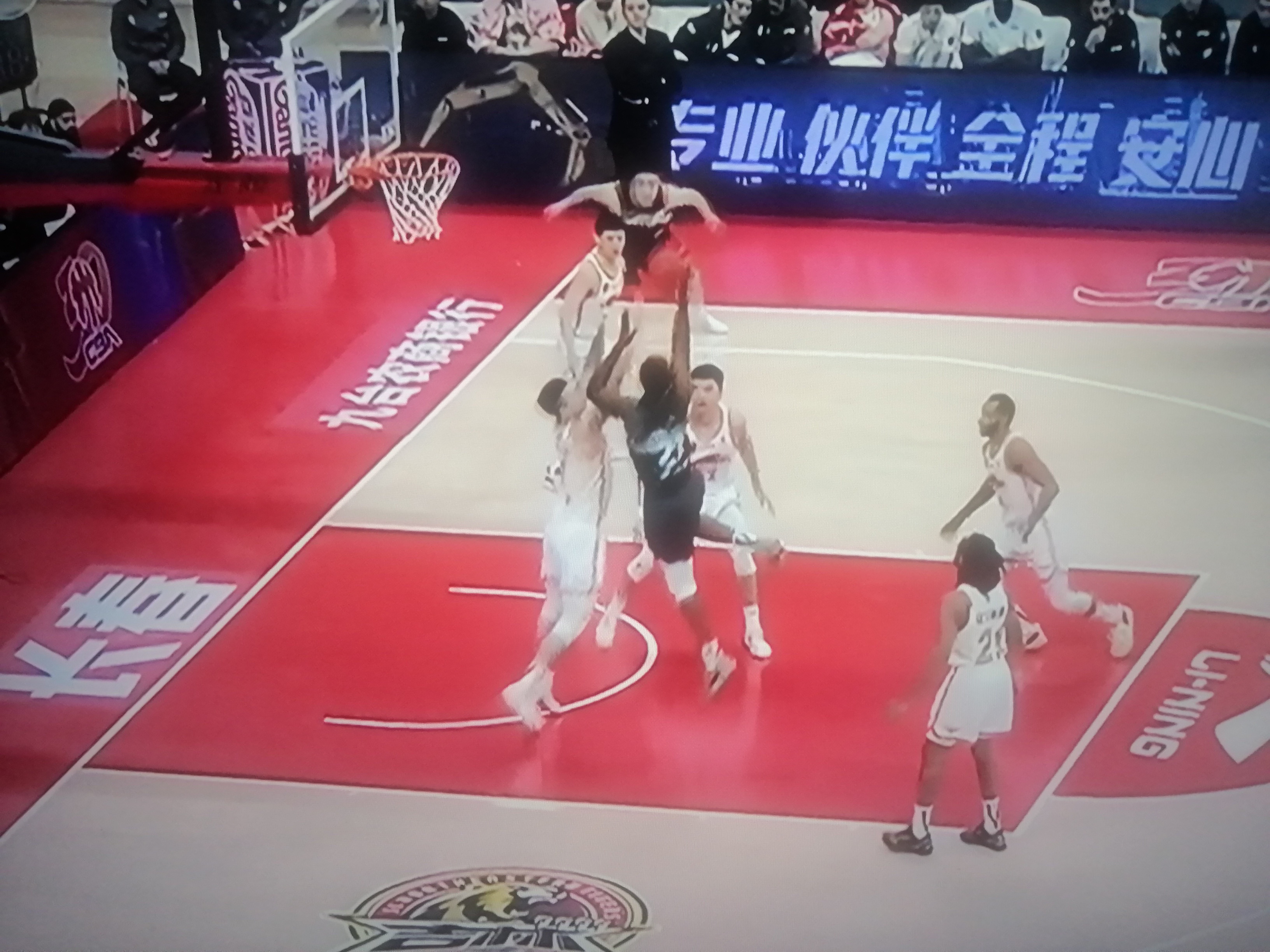 吉林男篮击败江苏，成功晋级四强