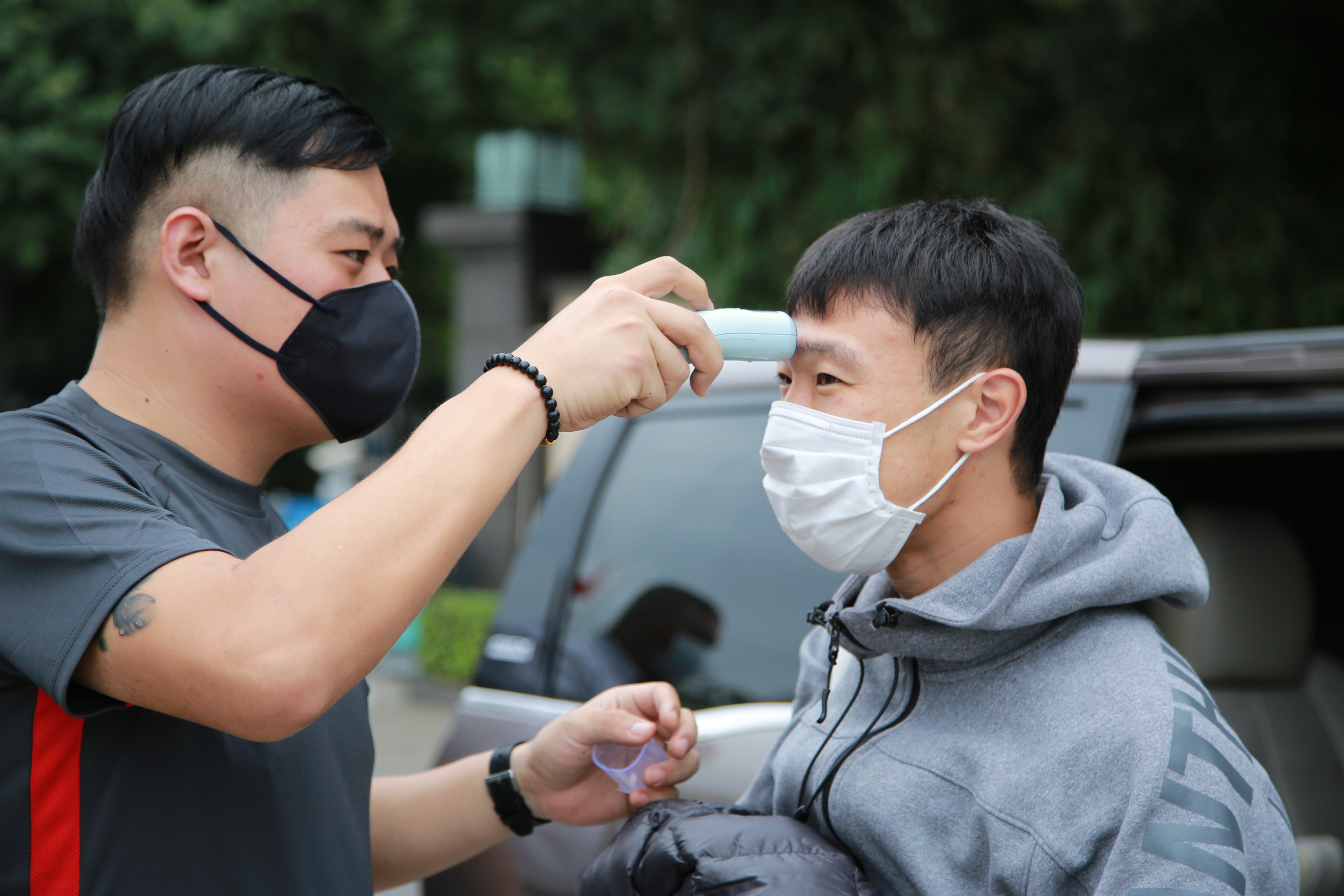 深圳佳兆业客场不敌重庆斯威，遭遇挑战