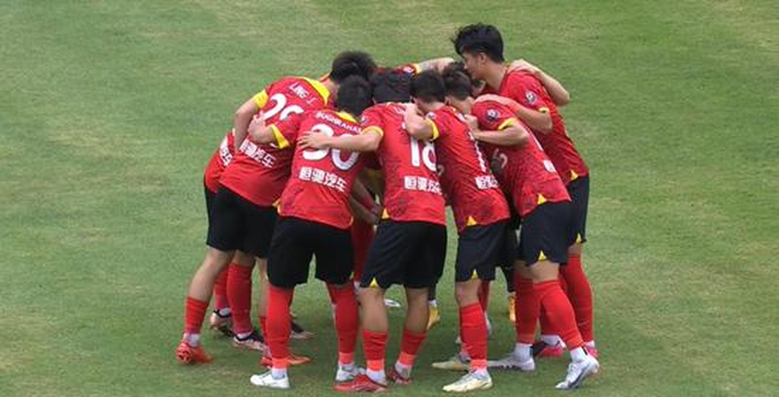 广州恒大战平对手，保持不败战绩