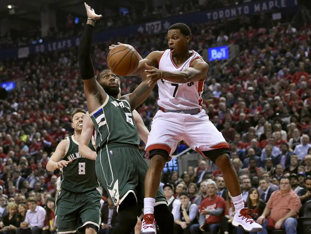 高效进攻致命一击,对手难以招架被擒 高效进攻致命一击,对手难以招架被擒