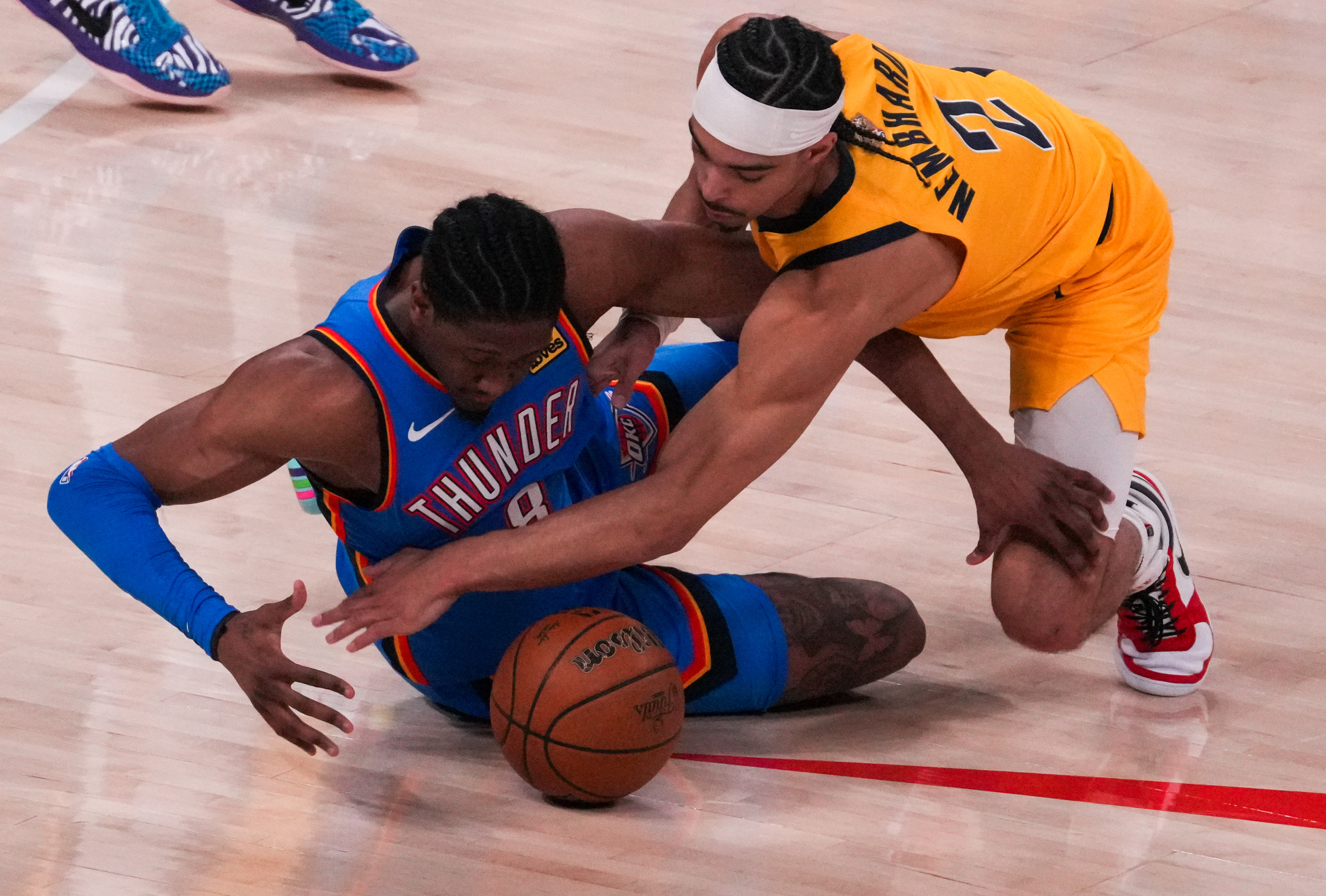 雷霆队近期比赛中意外受挫,一波连败 雷霆队近期比赛中意外受挫,一波连败