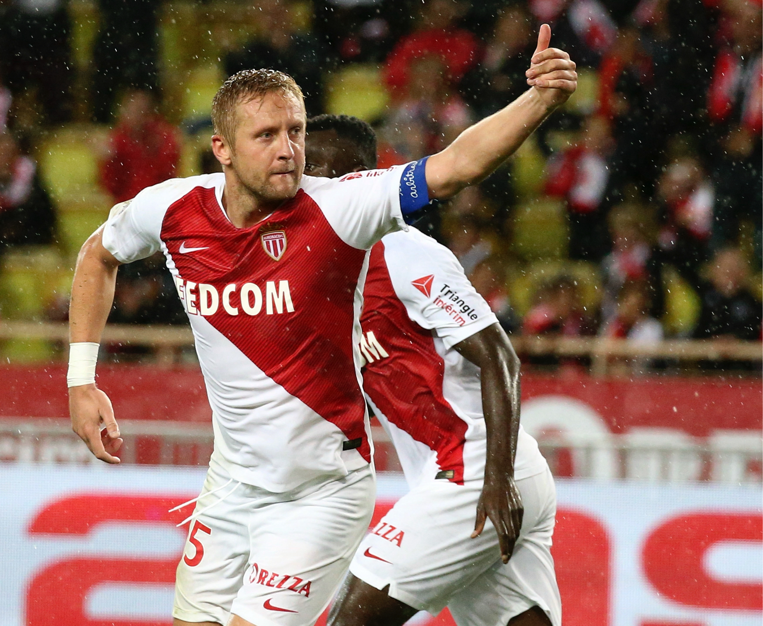 摩纳哥主场大胜,继续保持领先优势 摩纳哥主场大胜,继续保持领先优势