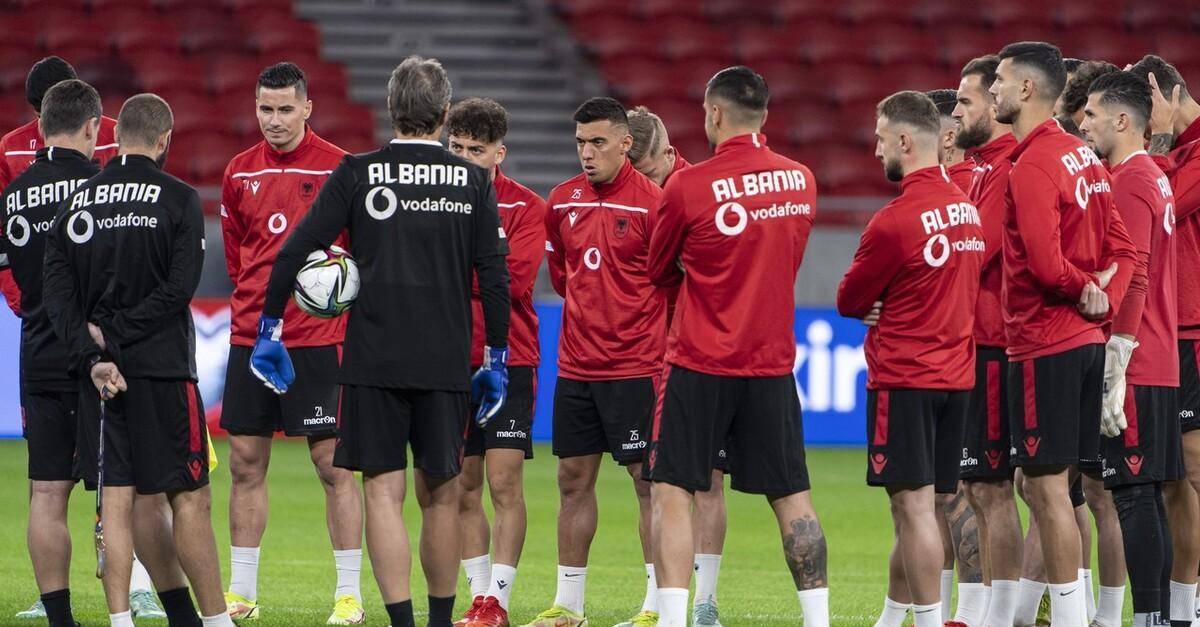 罗马尼亚战胜北爱尔兰,晋级欧国联半决赛 罗马尼亚战胜北爱尔兰,晋级欧国联半决赛