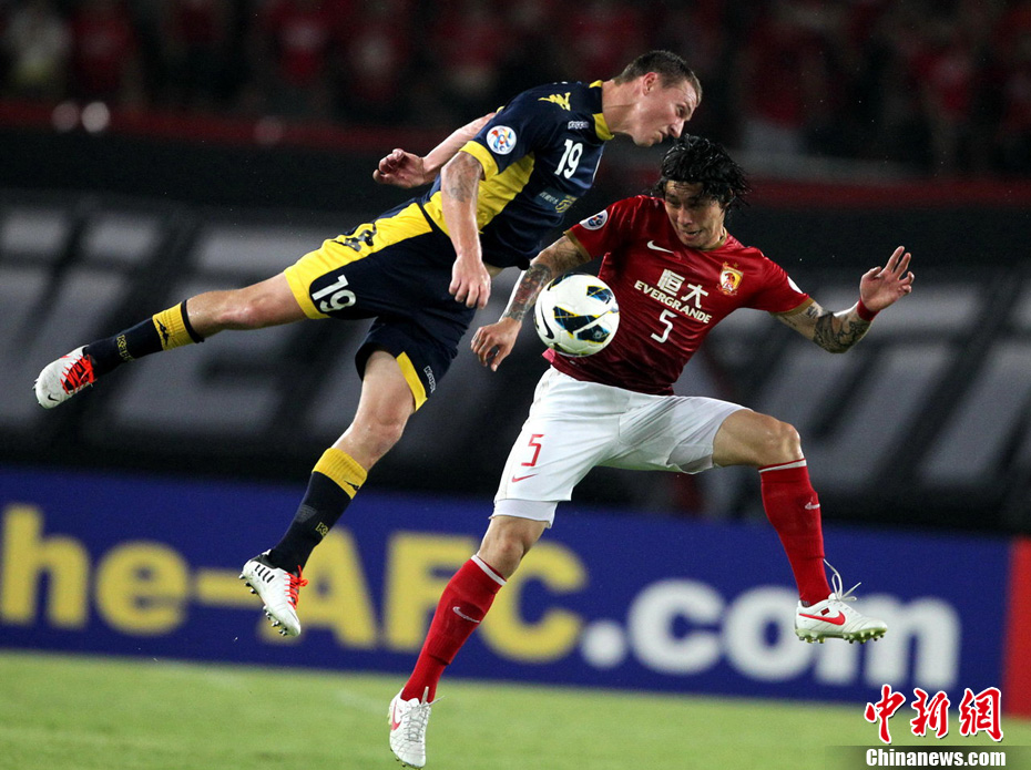 开云平台-广州恒大大胜进球,轻松晋级八强!