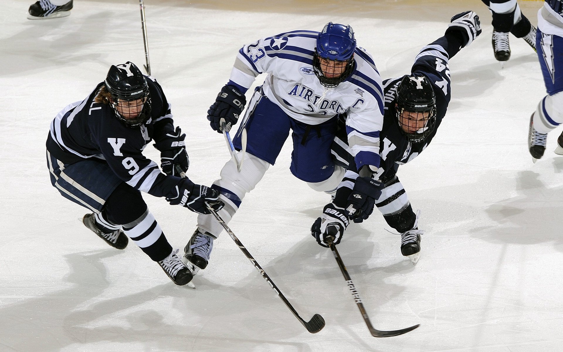 诺里斯的艺术，当冰冷计算遇上绝杀时刻的火焰