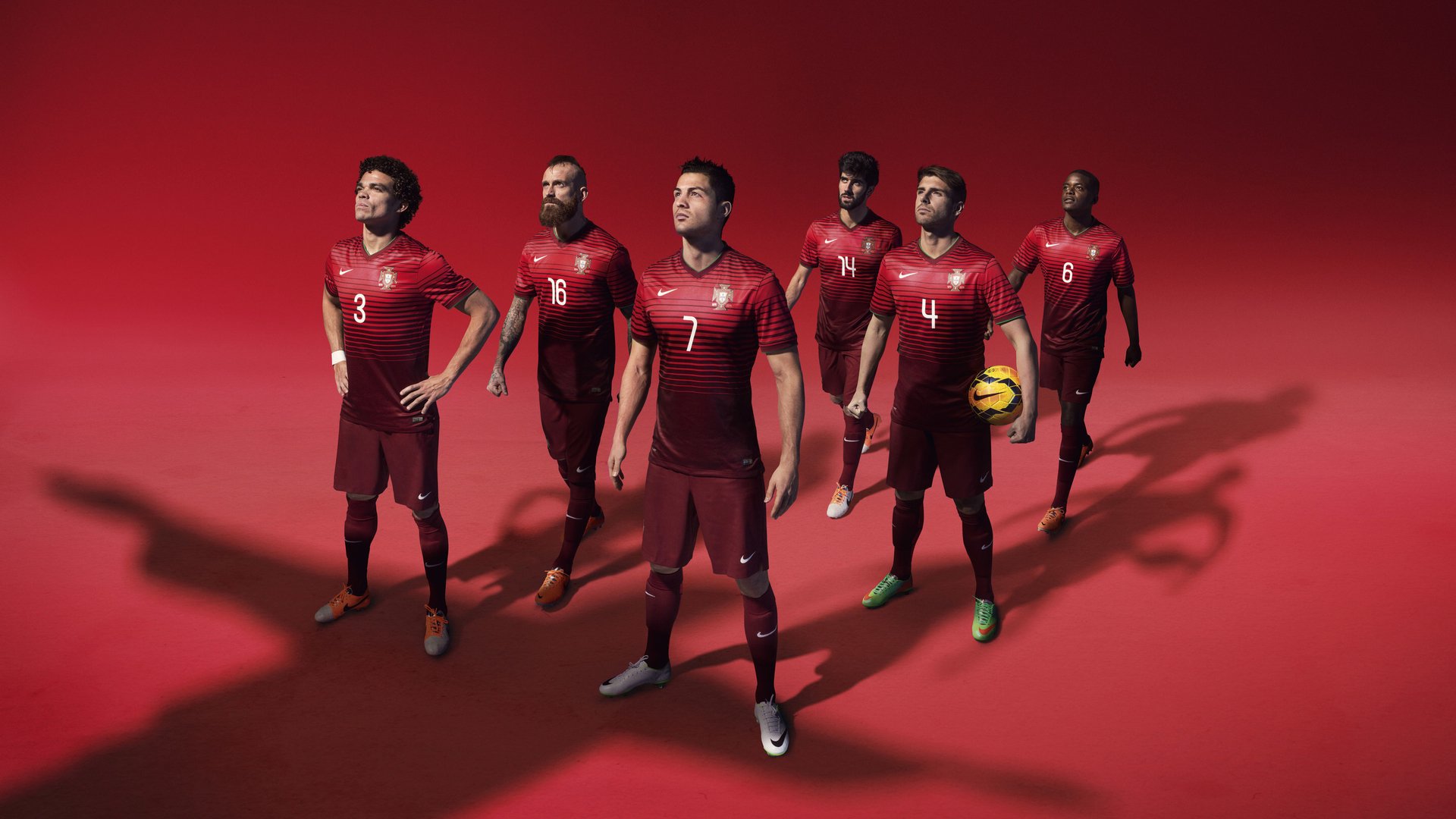 索伯遇困与诺里斯破局，一场拆穿F1平静表象的隐秘革命