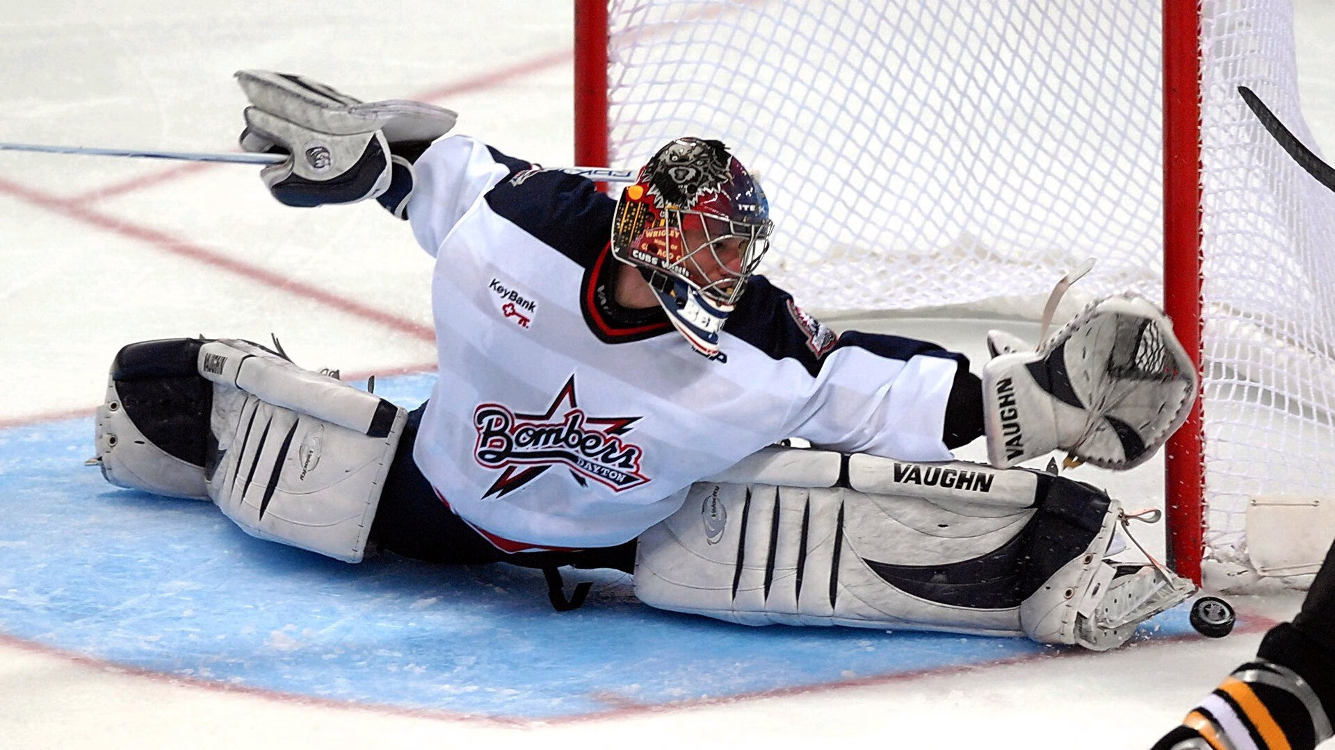 逆转时刻，周冠宇如何成为阿斯顿马丁的最后一块拼图