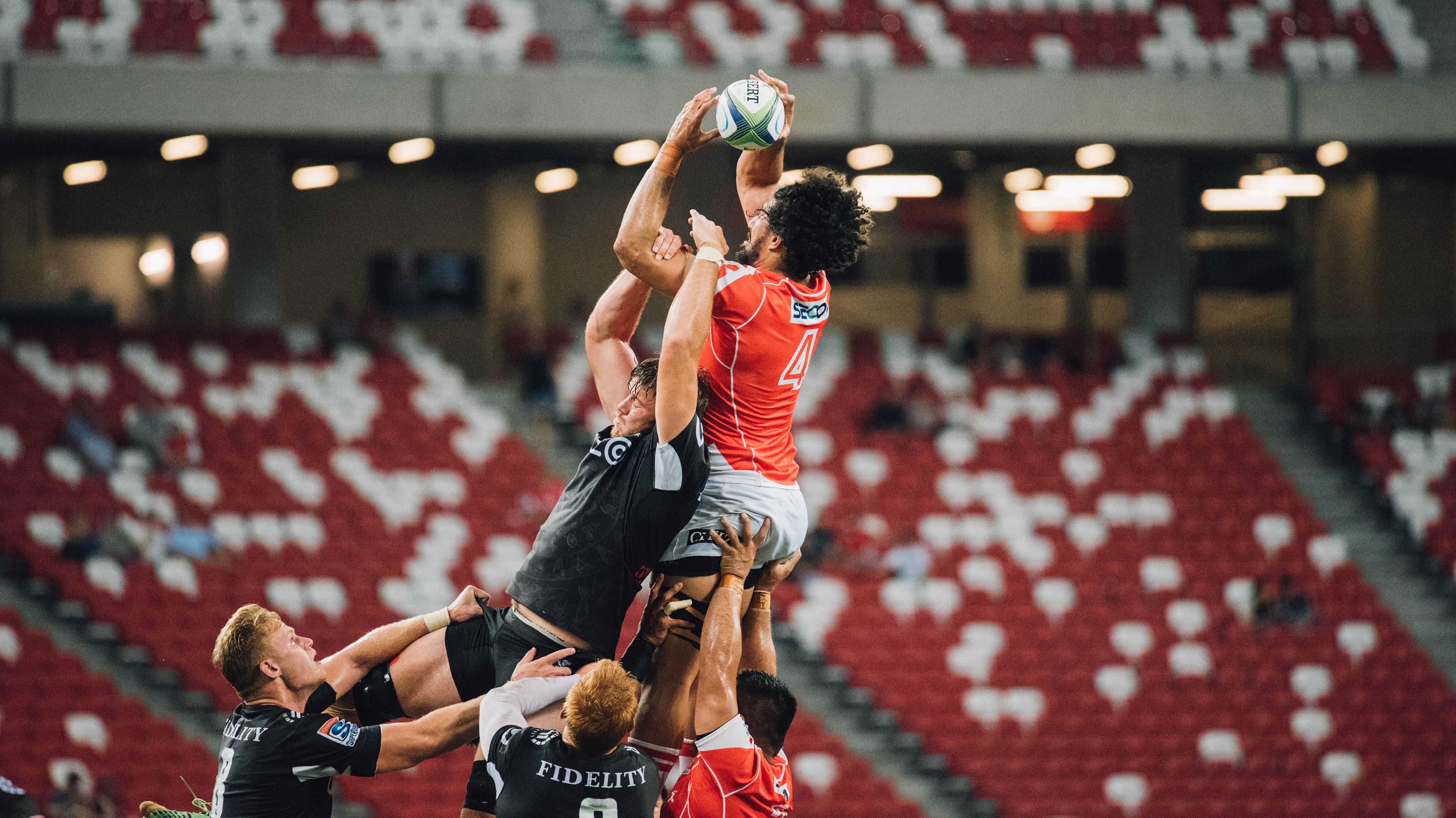 跨洋闪电战，当广东宏远横扫雷霆，米切尔的44秒核爆