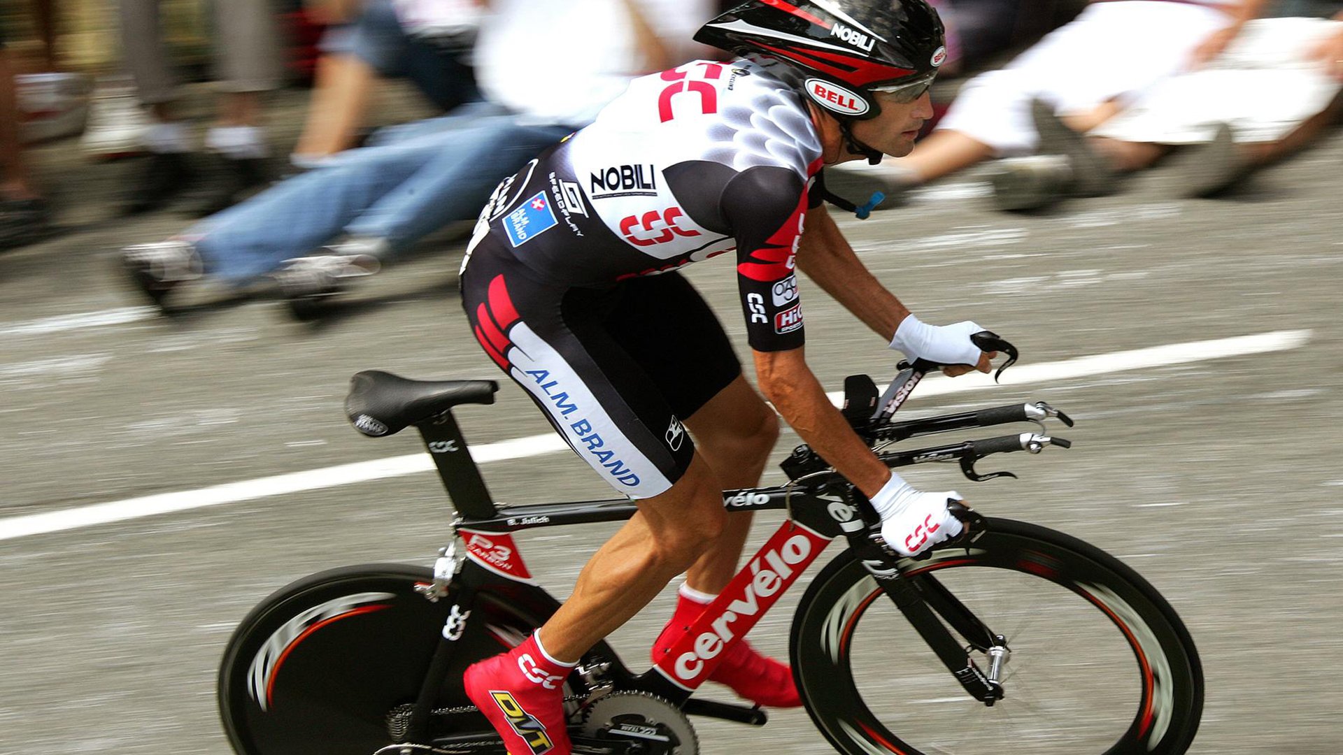 网坛新章,温网传承与拉沃尔杯激情的交响